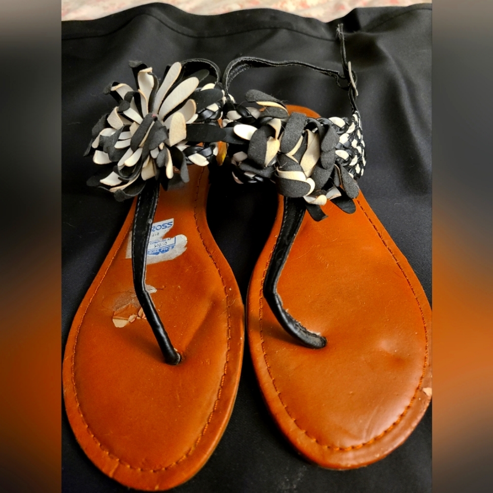 SOLD Women's sandal